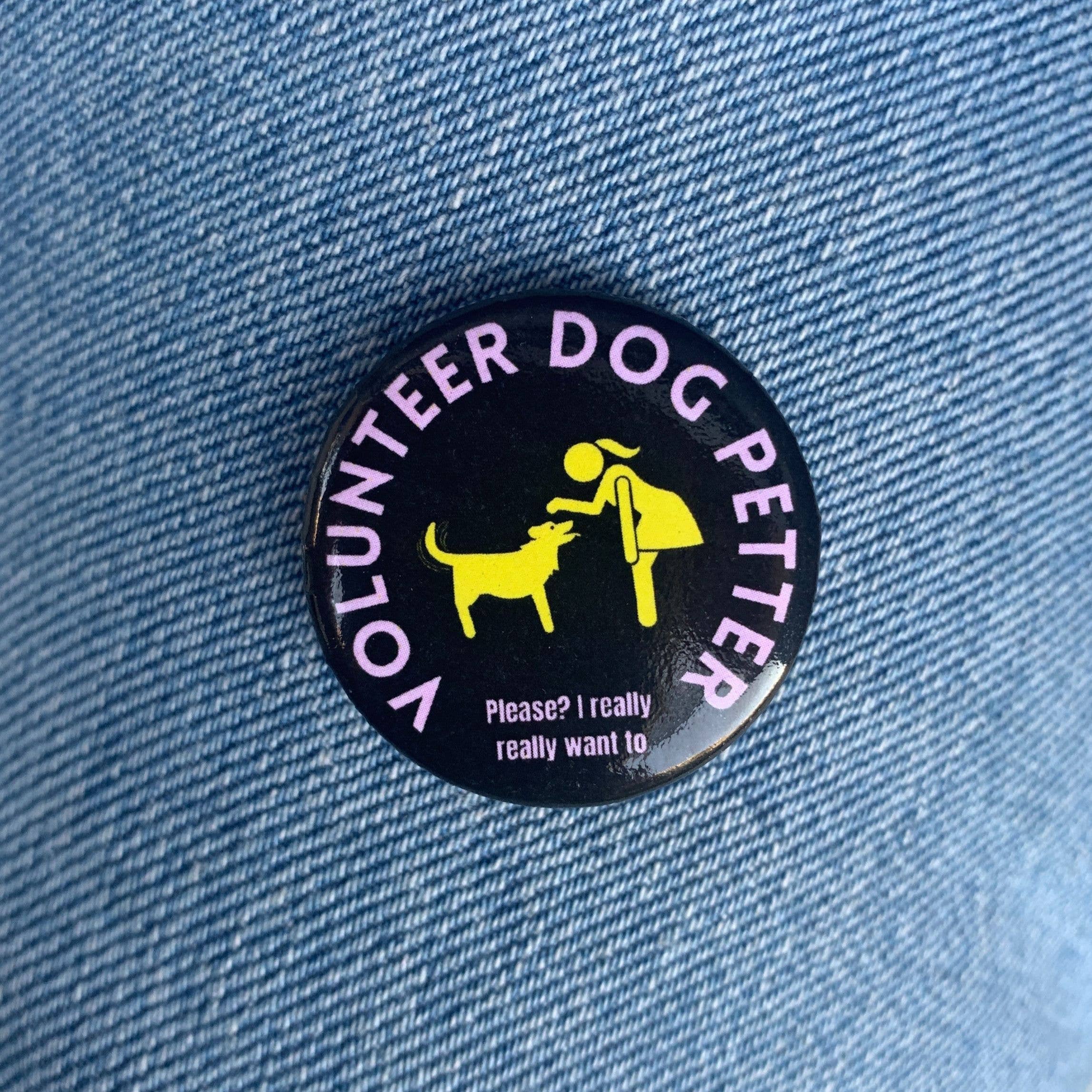 Volunteer Dog Petter 1.25" Pinback Button