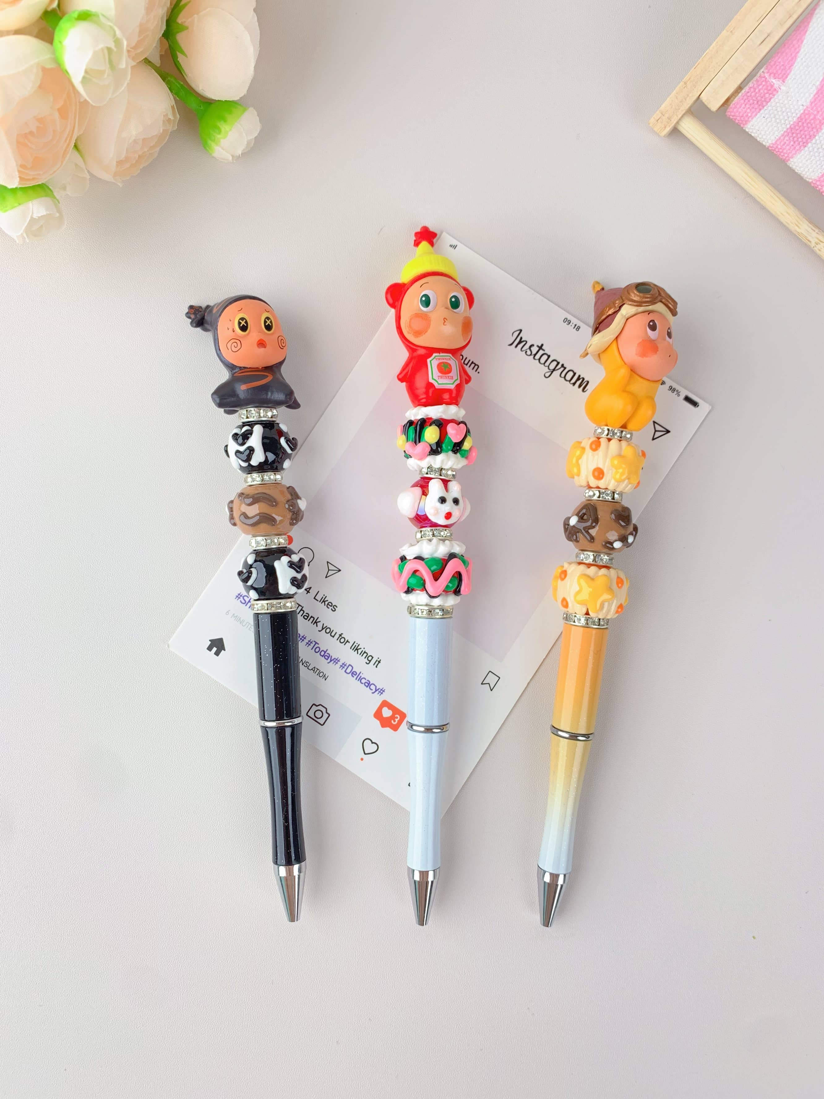 Pop Mart Mollys Decorative Pen with Labubu, Crybaby & More: Multi-Colored
