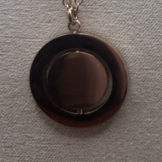 Rotating Circle Necklace