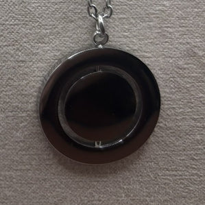 Rotating Circle Necklace